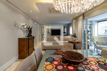 Sala de apartamento para alugar com 2 quartos, 138m² em Indianópolis, São Paulo