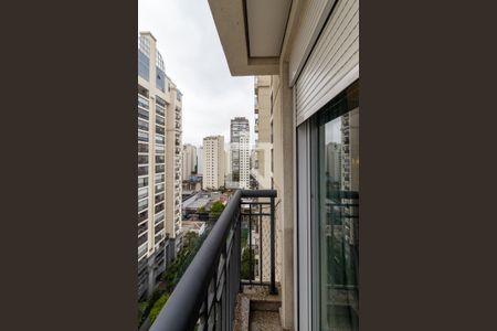 Apartamento para alugar com 138m², 2 quartos e 3 vagasSuíte varanda