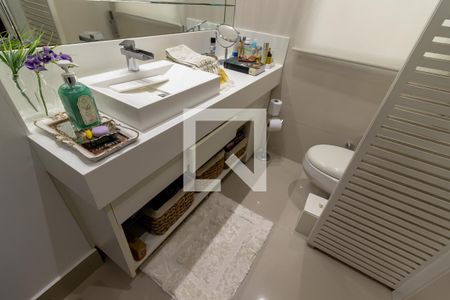 Apartamento para alugar com 138m², 2 quartos e 3 vagasBanheiro da Suíte 