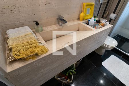 Apartamento para alugar com 138m², 2 quartos e 3 vagasBanheiro social