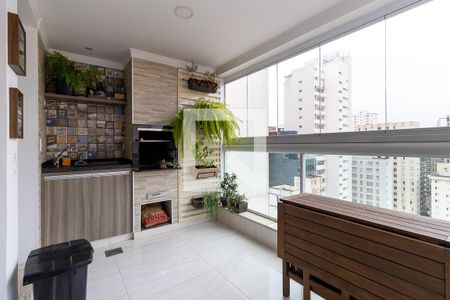 Varanda gourmet de apartamento à venda com 2 quartos, 65m² em Centro, Campinas