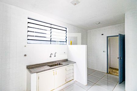 Casa à venda com 480m², 3 quartos e 2 vagas Casa à venda com 480m², 3 quartos e 2 vagasCozinha