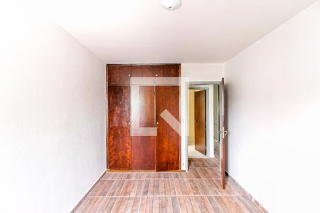 Casa à venda com 480m², 3 quartos e 2 vagas Casa à venda com 480m², 3 quartos e 2 vagasQuarto 2