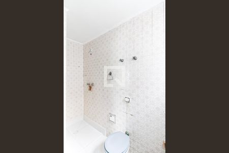 Casa à venda com 480m², 3 quartos e 2 vagas Casa à venda com 480m², 3 quartos e 2 vagasBanheiro Suíte