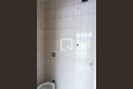 Casa para alugar com 70m², 3 quartos e 1 vaga Casa para alugar com 70m², 3 quartos e 1 vagaBanheiro de serviço