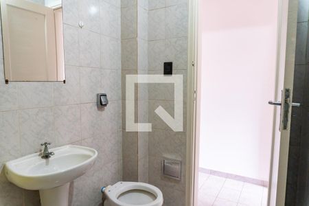 Casa para alugar com 70m², 3 quartos e 1 vaga Casa para alugar com 70m², 3 quartos e 1 vagaBanheiro