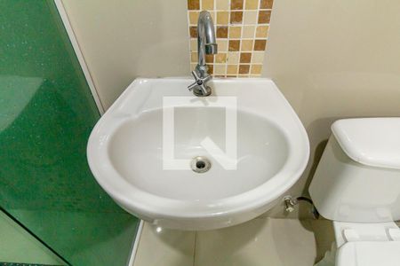 Apartamento à venda com 70m², 2 quartos e sem vaga Apartamento à venda com 70m², 2 quartos e sem vagaBanheiro