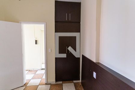 Armário do Quarto 1 de apartamento para alugar com 3 quartos, 98m² em Centro, Belo Horizonte