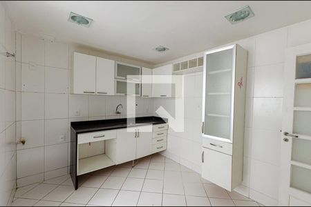 Apartamento à venda com 103m², 2 quartos e 1 vaga Apartamento à venda com 103m², 2 quartos e 1 vagaCozinha