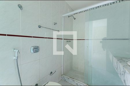 Apartamento à venda com 103m², 2 quartos e 1 vaga Apartamento à venda com 103m², 2 quartos e 1 vagaBanheiro da Suíte 1
