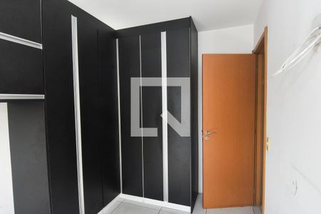 Quarto 1 de apartamento para alugar com 2 quartos, 45m² em Jardim Colonial, São Paulo