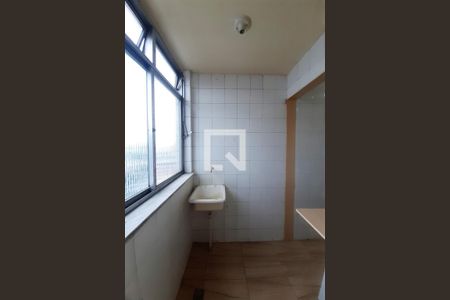 Apartamento para alugar com 68m², 2 quartos e 1 vagaÁrea de Serviço