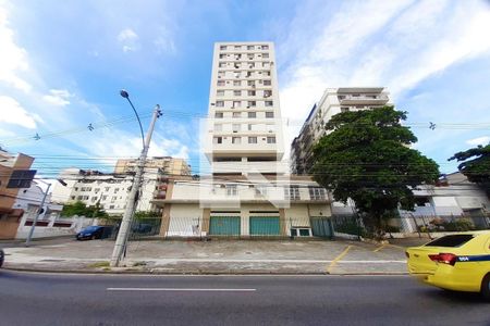 Apartamento para alugar com 68m², 2 quartos e 1 vagaFachada