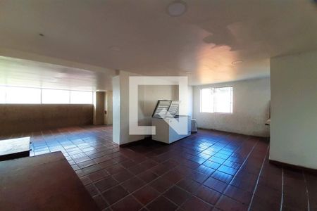 Apartamento para alugar com 68m², 2 quartos e 1 vagaÁrea comum - Salão de festas