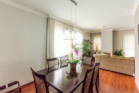 Sala de apartamento para alugar com 3 quartos, 137m² em Vila Olímpia, São Paulo