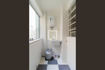 Apartamento à venda com 75m², 2 quartos e sem vaga Apartamento à venda com 75m², 2 quartos e sem vagaÁrea de Serviço