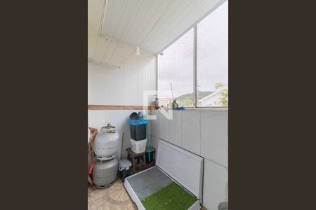 Casa de condomínio à venda com 110m², 3 quartos e 1 vaga Casa de condomínio à venda com 110m², 3 quartos e 1 vagaÁrea de Serviço