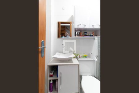 Casa de condomínio à venda com 110m², 3 quartos e 1 vaga Casa de condomínio à venda com 110m², 3 quartos e 1 vagaBanheiro