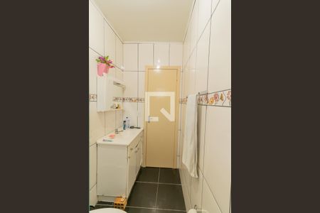 Casa à venda com 140m², 3 quartos e 2 vagasBanheiro 