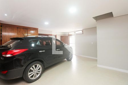 Casa à venda com 294m², 4 quartos e 2 vagas Casa à venda com 294m², 4 quartos e 2 vagasGaragem