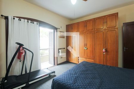 Casa à venda com 294m², 4 quartos e 2 vagas Casa à venda com 294m², 4 quartos e 2 vagasQuarto 3