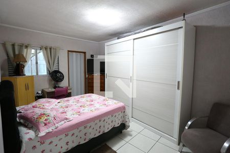 Casa à venda com 120m², 3 quartos e 2 vagasSuíte 