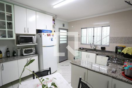 Casa à venda com 120m², 3 quartos e 2 vagasCozinha
