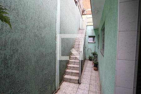 Casa à venda com 120m², 3 quartos e 2 vagasCorredor
