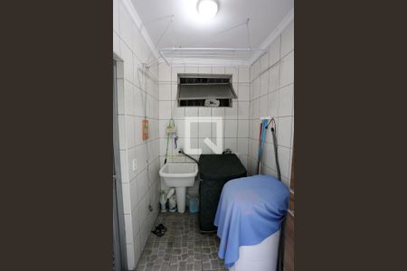 Casa à venda com 120m², 3 quartos e 2 vagasÁrea de Serviço