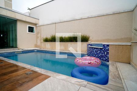 Casa de condomínio para alugar com 300m², 3 quartos e 4 vagasPiscina