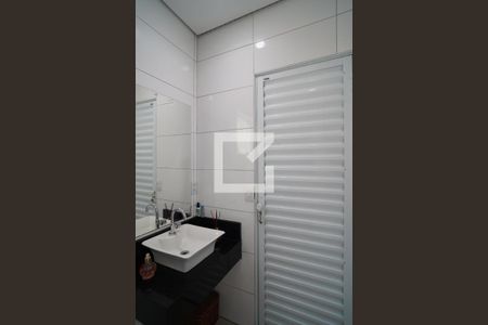 Casa de condomínio para alugar com 300m², 3 quartos e 4 vagasBanheiro