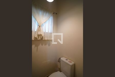 Casa de condomínio para alugar com 300m², 3 quartos e 4 vagasLavabo