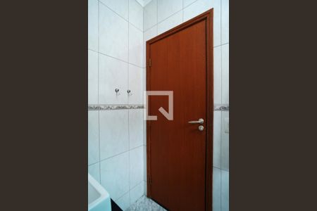 Casa de condomínio para alugar com 300m², 3 quartos e 4 vagasBanheiro da Suíte 3