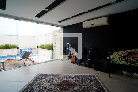 Casa de condomínio para alugar com 300m², 3 quartos e 4 vagasÁrea Externa