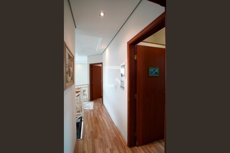 Casa de condomínio para alugar com 300m², 3 quartos e 4 vagasHall Suítes