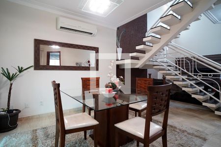 Sala de Jantar de casa de condomínio para alugar com 3 quartos, 300m² em Jardim Ibiti do Paco, Sorocaba