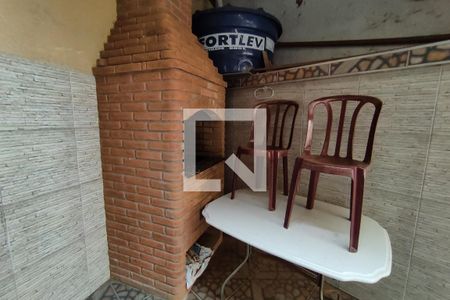 Casa à venda com 280m², 4 quartos e 3 vagas Casa à venda com 280m², 4 quartos e 3 vagasÁrea Gourmet