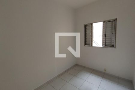 Casa à venda com 280m², 4 quartos e 3 vagas Casa à venda com 280m², 4 quartos e 3 vagasQuarto 4