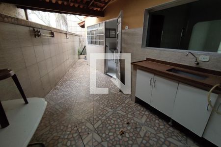 Casa à venda com 280m², 4 quartos e 3 vagas Casa à venda com 280m², 4 quartos e 3 vagasÁrea Gourmet