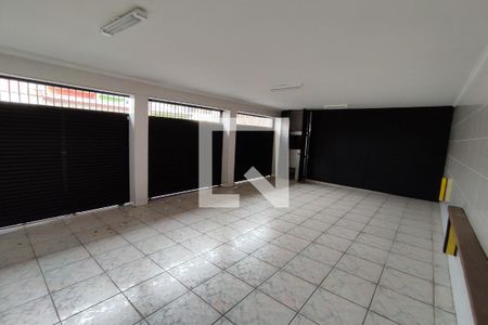 Casa à venda com 280m², 4 quartos e 3 vagas Casa à venda com 280m², 4 quartos e 3 vagasGaragem
