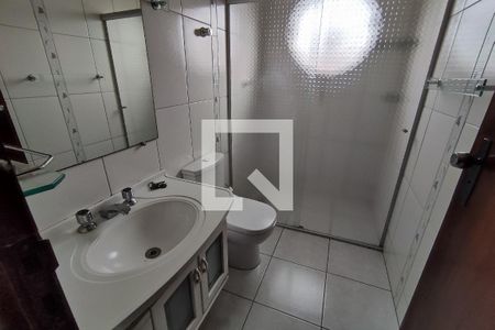 Casa à venda com 280m², 4 quartos e 3 vagas Casa à venda com 280m², 4 quartos e 3 vagasLavabo