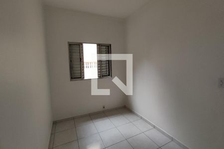 Casa à venda com 280m², 4 quartos e 3 vagas Casa à venda com 280m², 4 quartos e 3 vagasQuarto 4