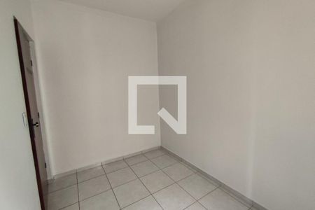 Casa à venda com 280m², 4 quartos e 3 vagas Casa à venda com 280m², 4 quartos e 3 vagasQuarto 4
