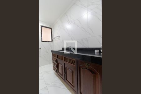 Apartamento para alugar com 160m², 4 quartos e 2 vagasBanheiro da Suíte 01