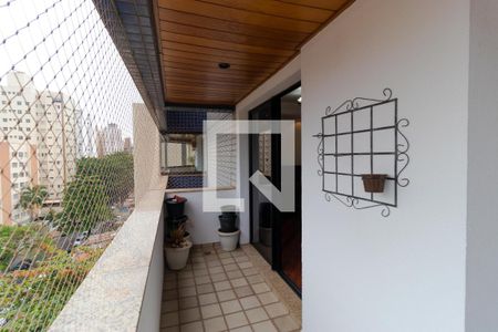 Apartamento para alugar com 160m², 4 quartos e 2 vagasSacada da Salas e Quarto 01