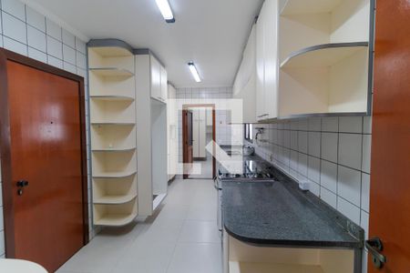 Apartamento para alugar com 160m², 4 quartos e 2 vagasCozinha