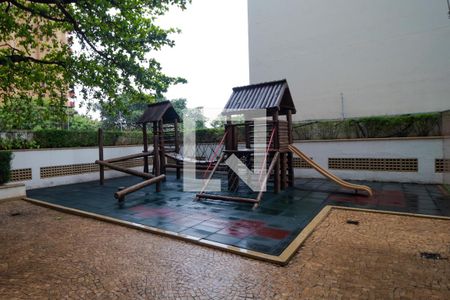 Apartamento para alugar com 160m², 4 quartos e 2 vagasÁrea comum - Playground