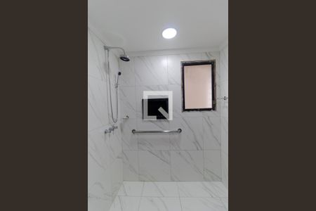 Apartamento para alugar com 160m², 4 quartos e 2 vagasBanheiro da Suíte 01