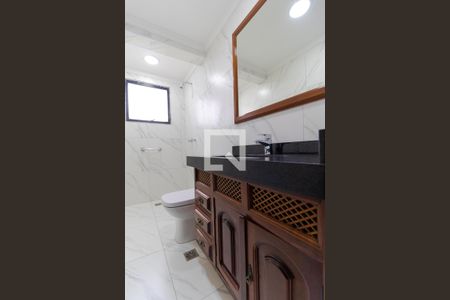 Apartamento para alugar com 160m², 4 quartos e 2 vagasBanheiro da Suíte 02