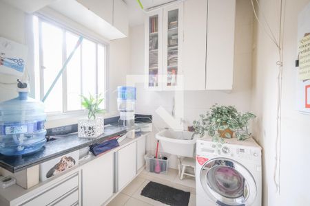 Apartamento para alugar com 120m², 3 quartos e 1 vagaÁrea de Serviço